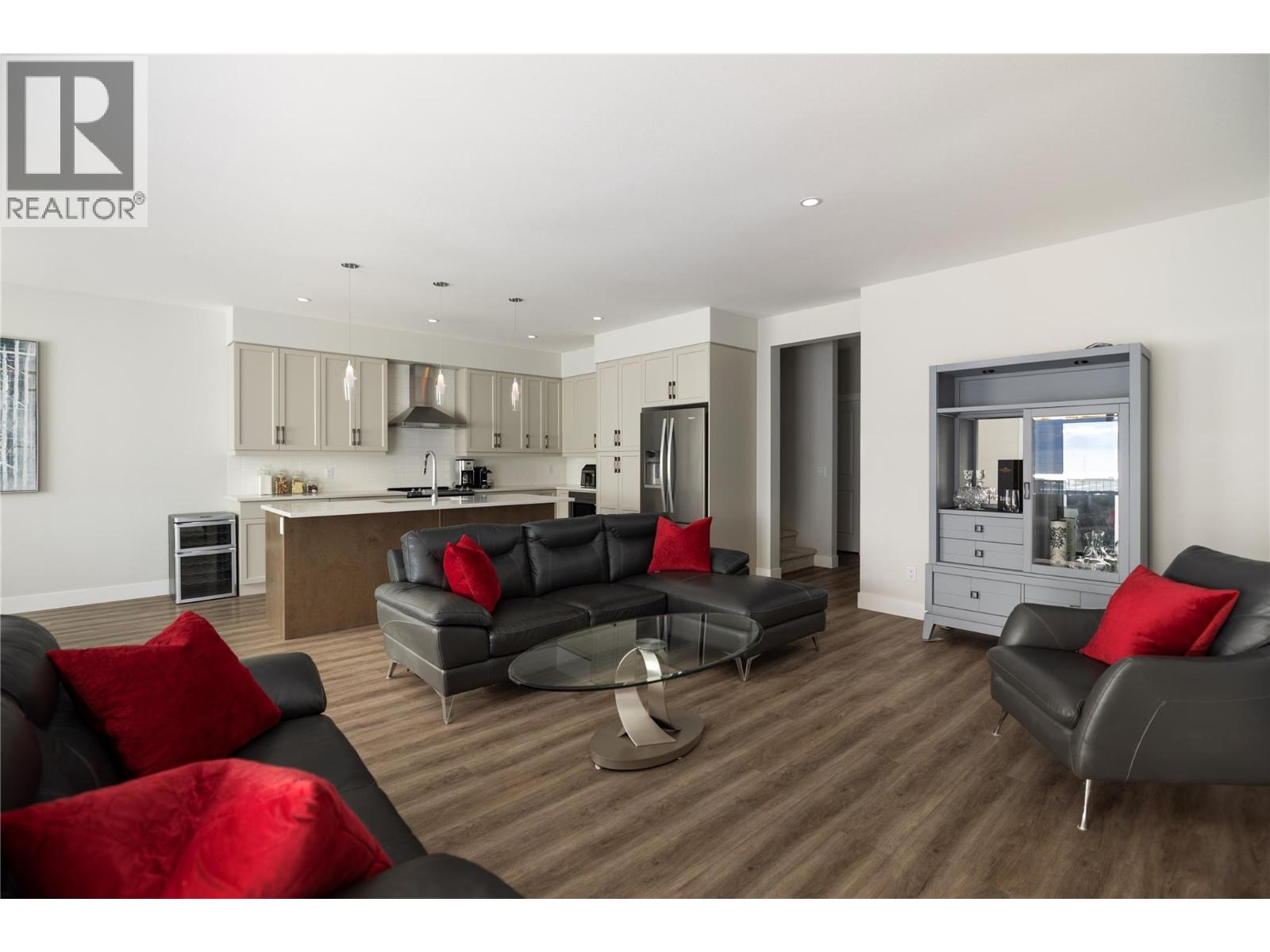  2363 Hawks Boulevard, West Kelowna