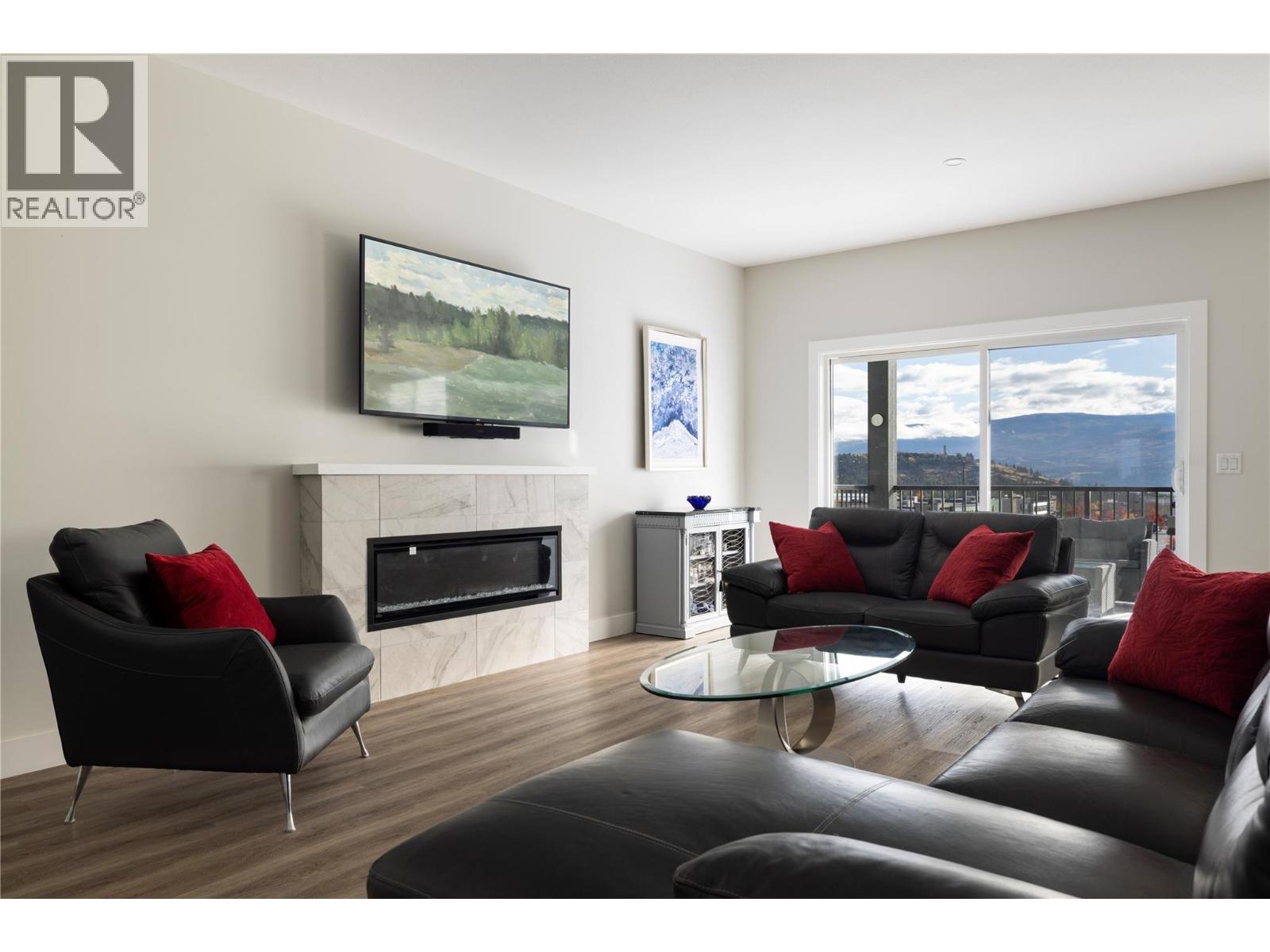  2363 Hawks Boulevard, West Kelowna
