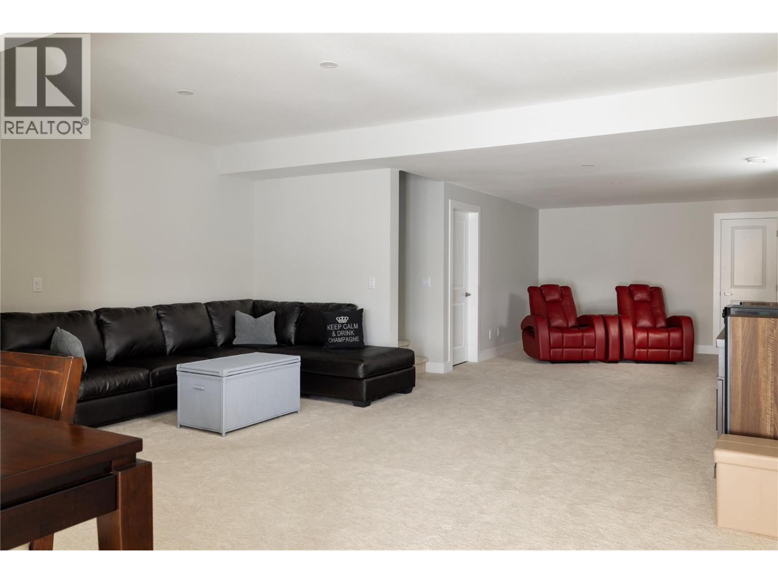  2363 Hawks Boulevard, West Kelowna