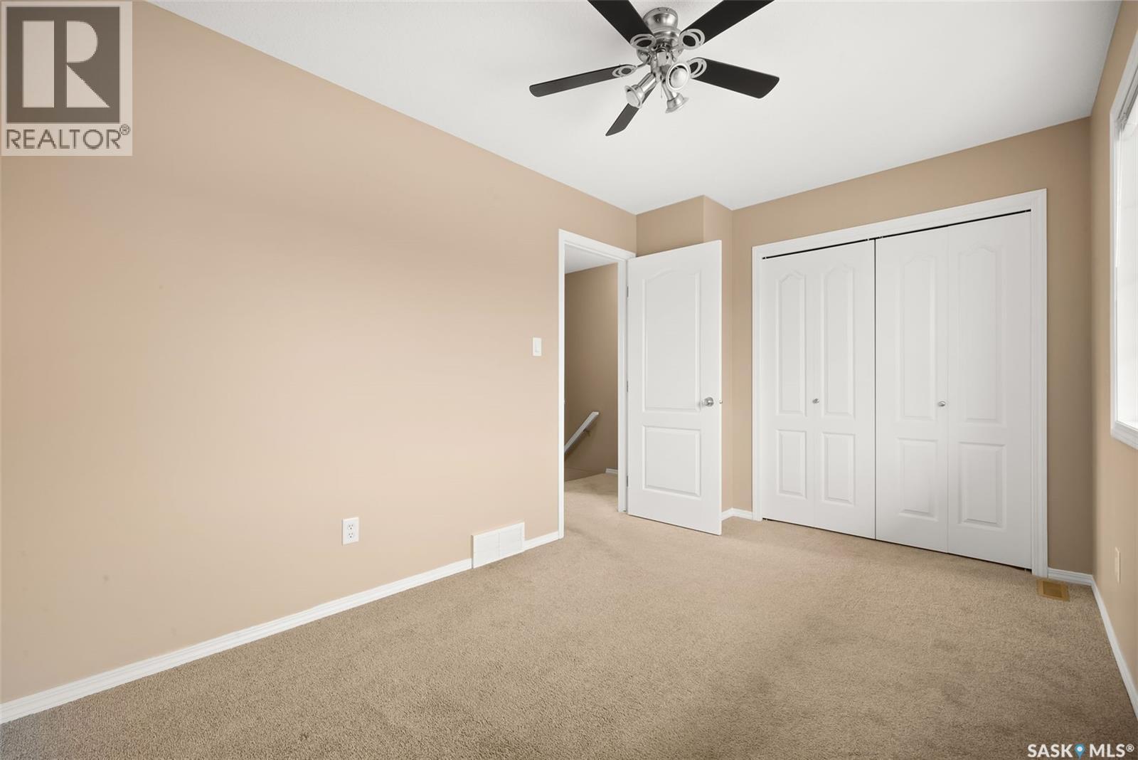 Single Family House 2 Level for Sale in  Cranbourn CRESCENT Regina 