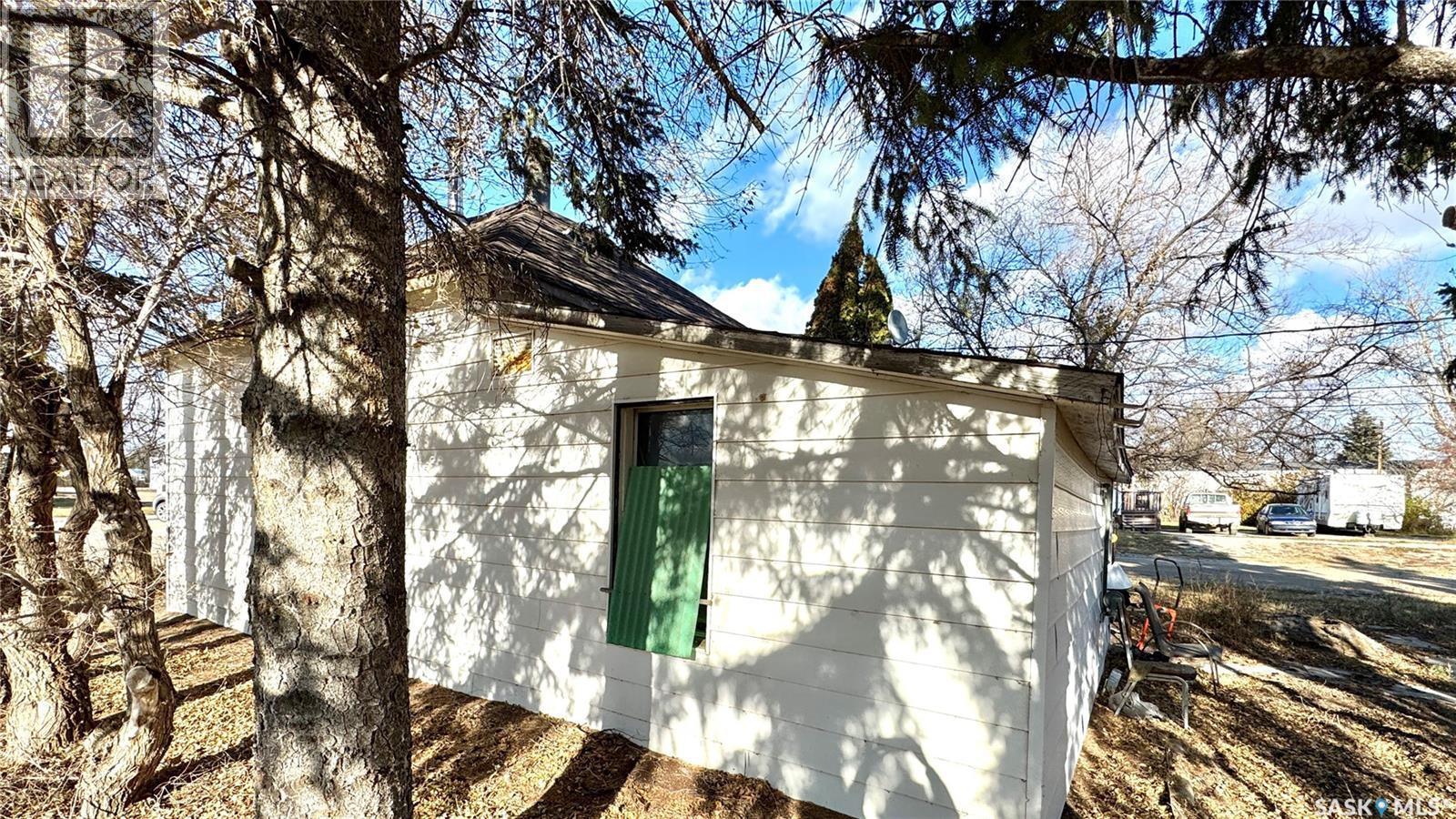 400 Central AVENUE — photo 17