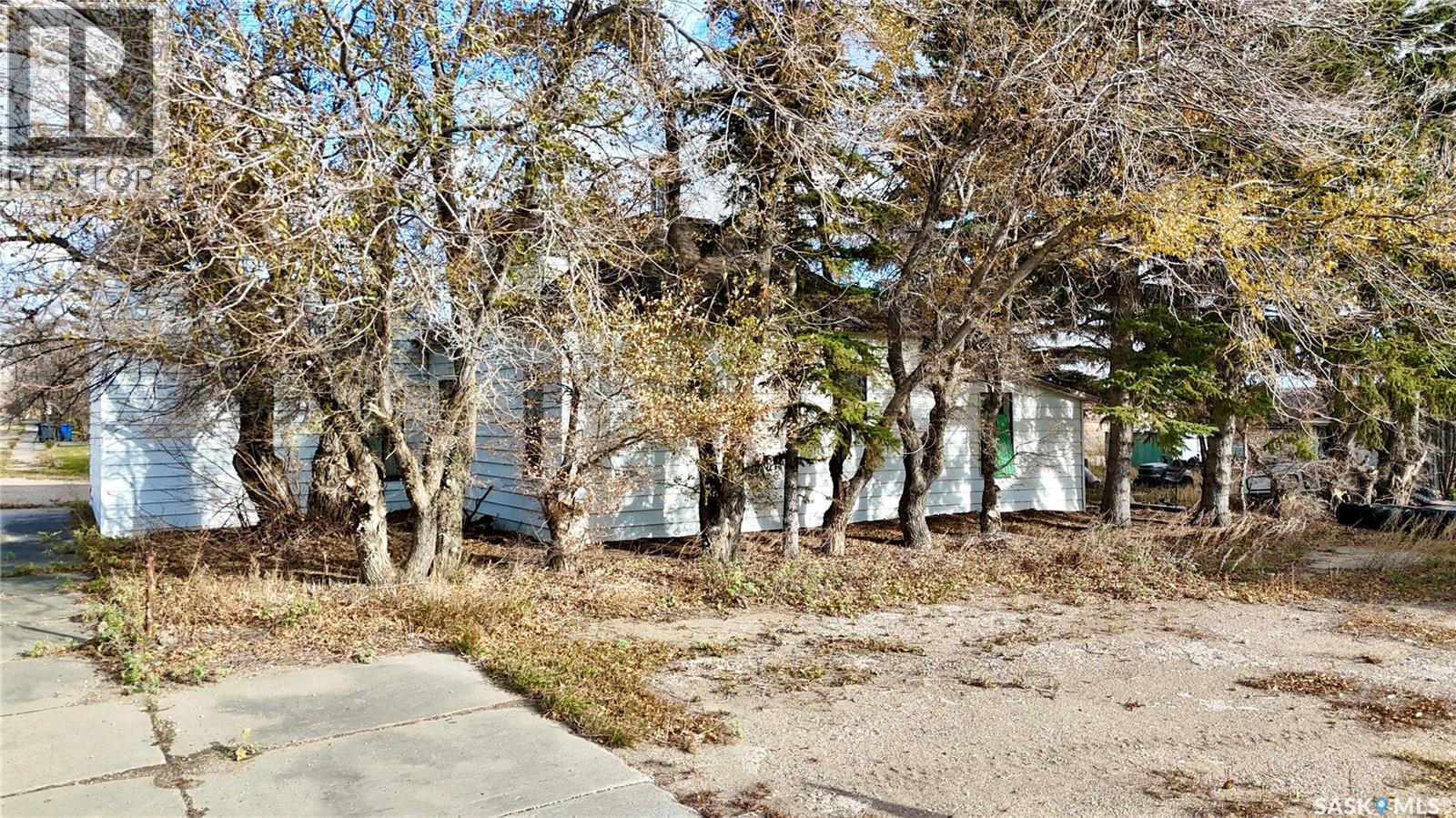 400 Central AVENUE — photo 15