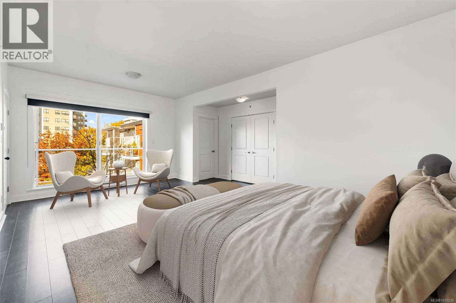 410 1315 Esquimalt Rd, Esquimalt