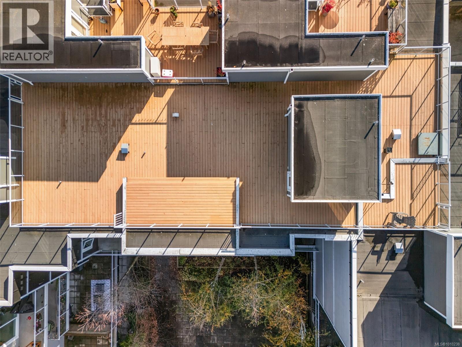 410 1315 Esquimalt Rd, Esquimalt