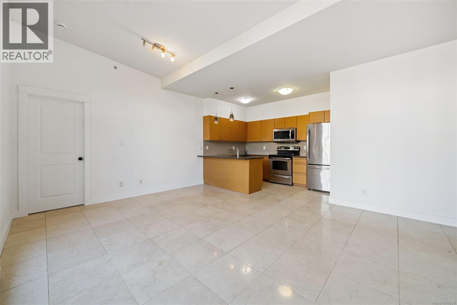 410 1315 Esquimalt Rd, Esquimalt