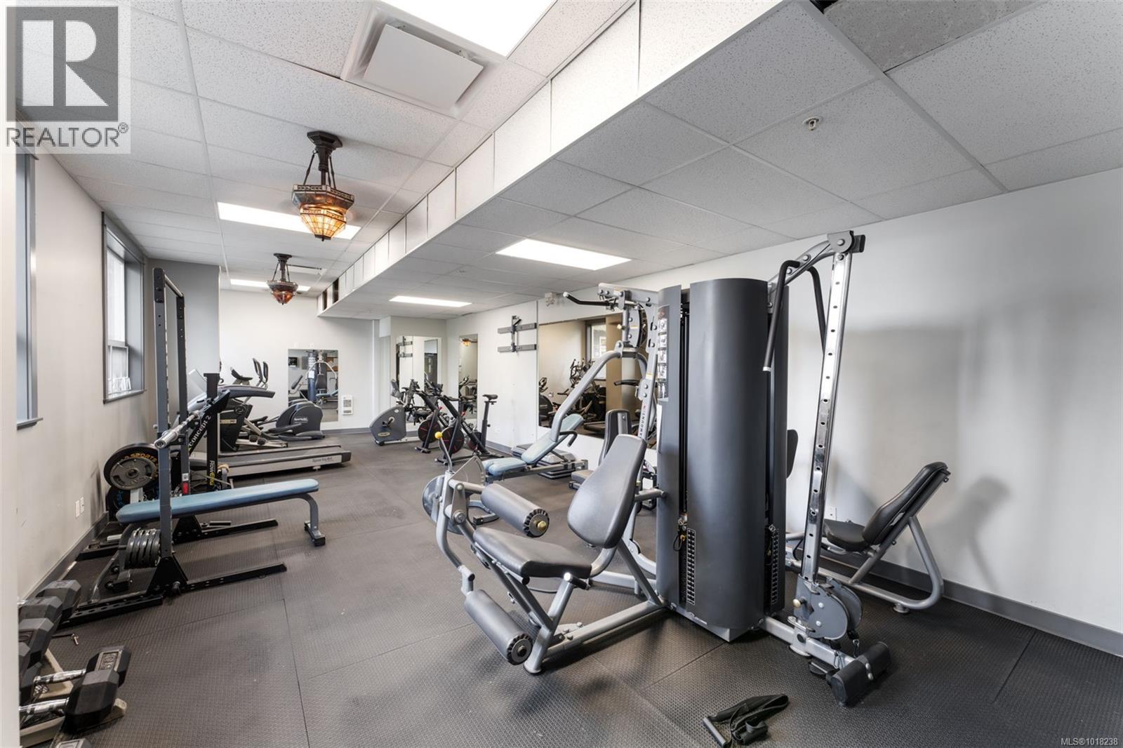 410 1315 Esquimalt Rd, Esquimalt