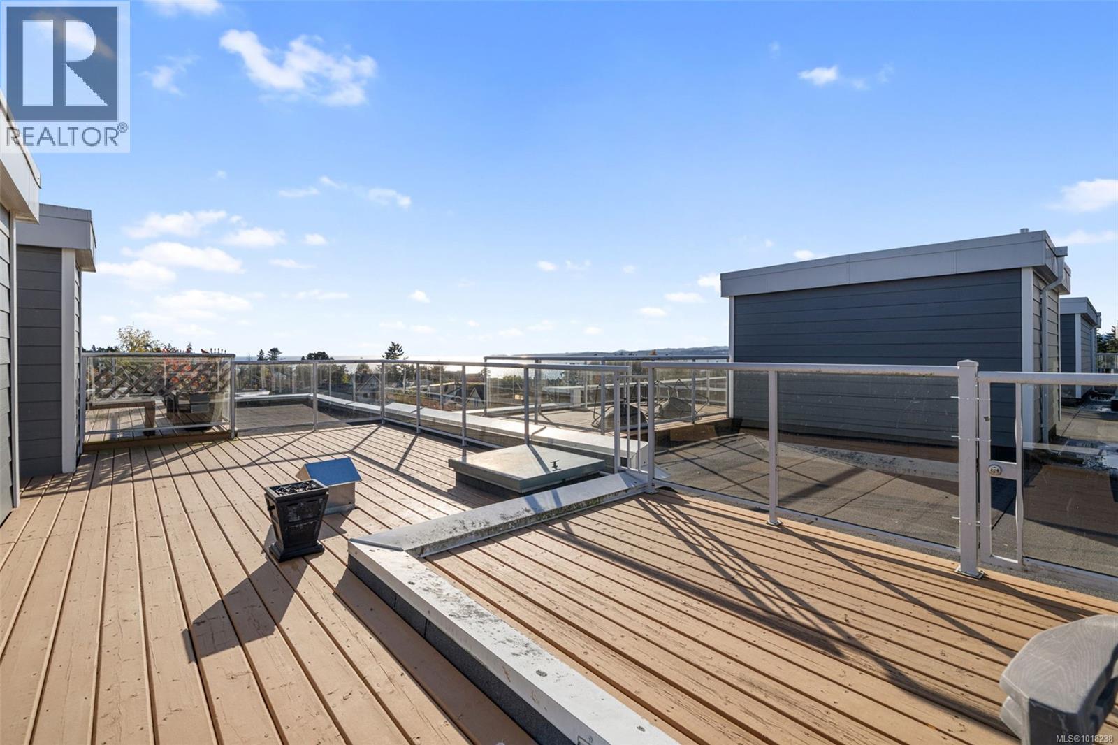 410 1315 Esquimalt Rd, Esquimalt