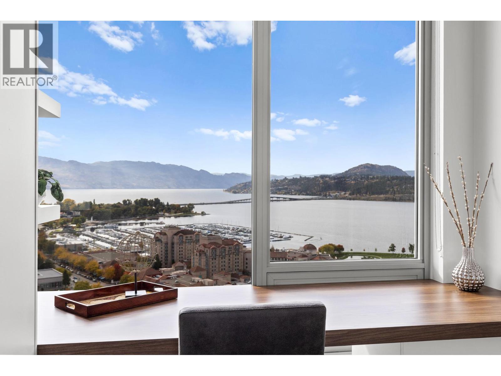 2305 1181 Sunset Drive, Kelowna