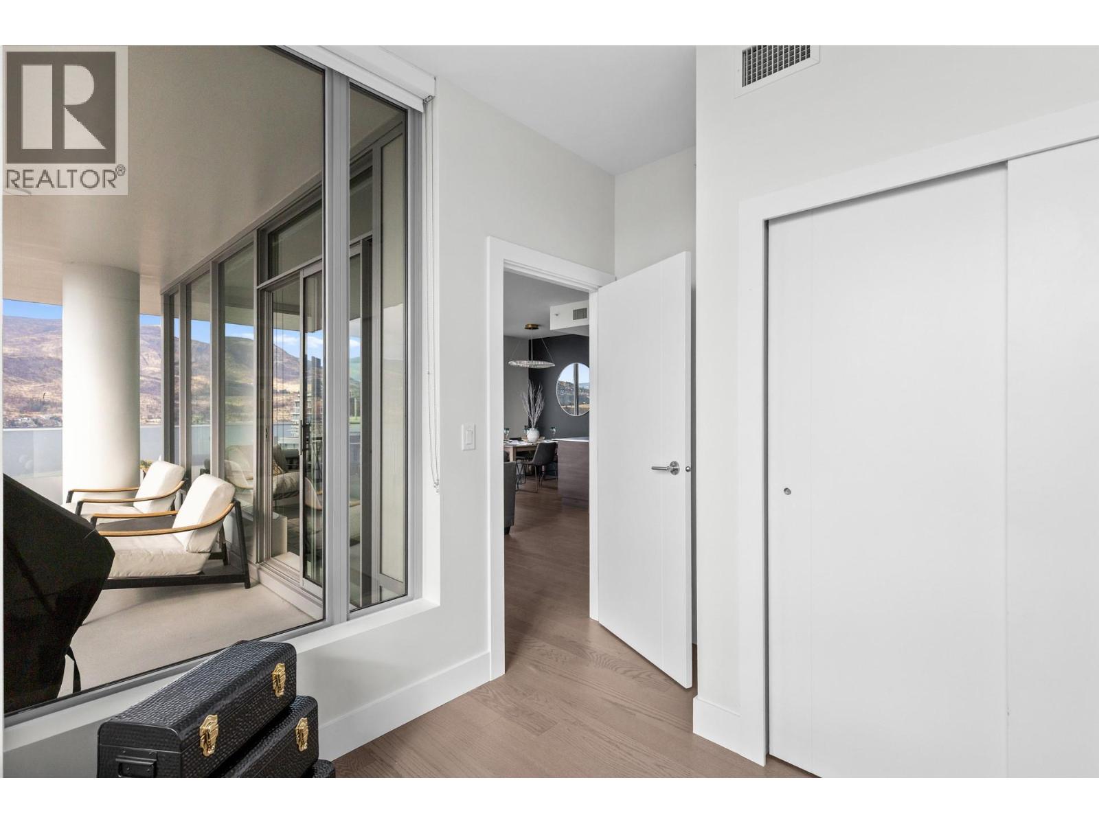 2305 1181 Sunset Drive, Kelowna