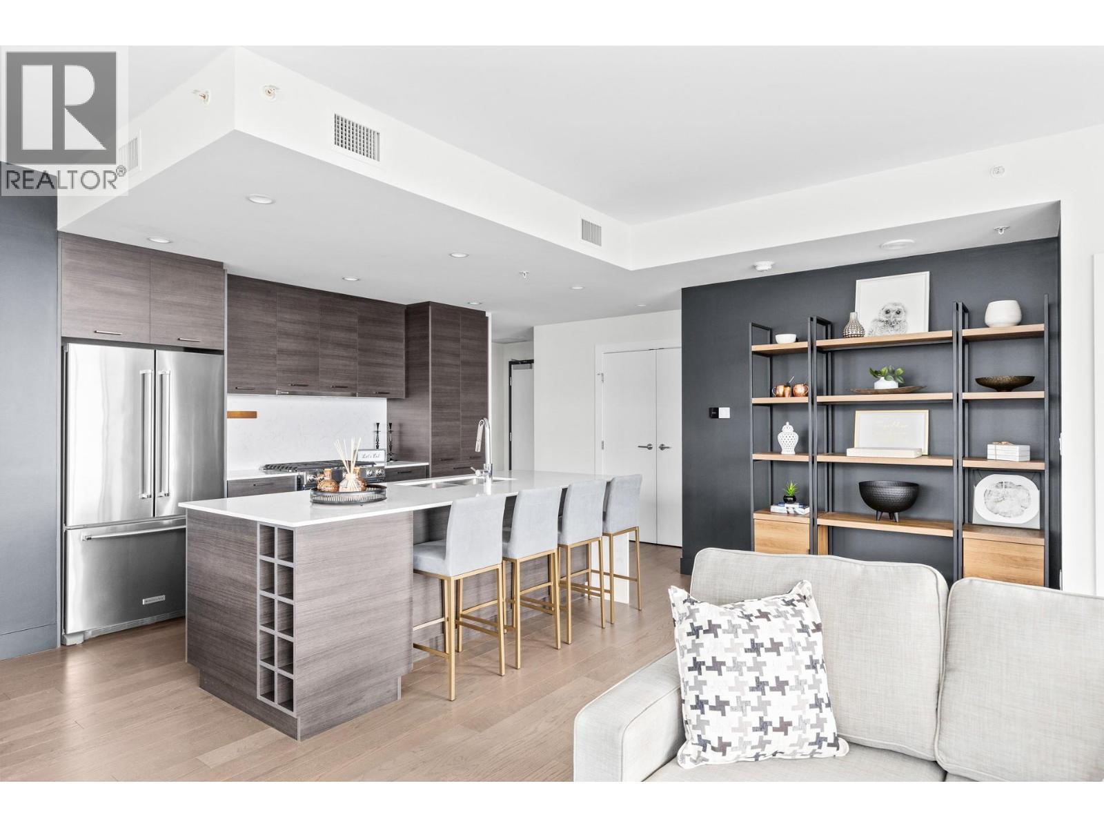 2305 1181 Sunset Drive, Kelowna