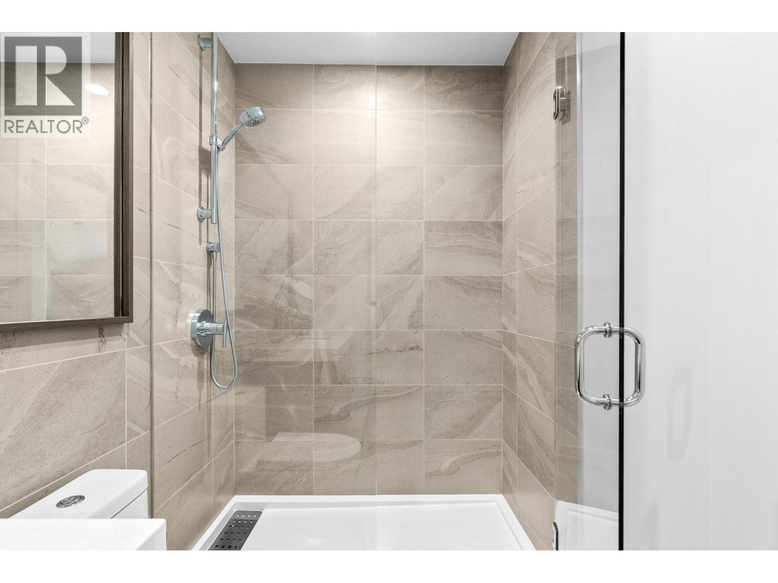 2305 1181 Sunset Drive, Kelowna