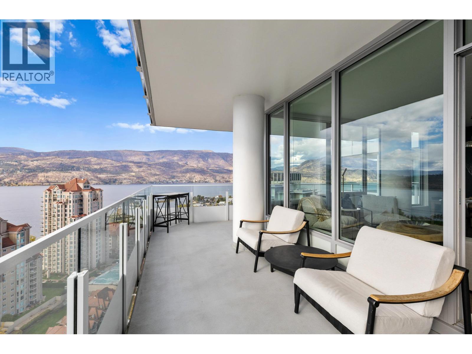 2305 1181 Sunset Drive, Kelowna