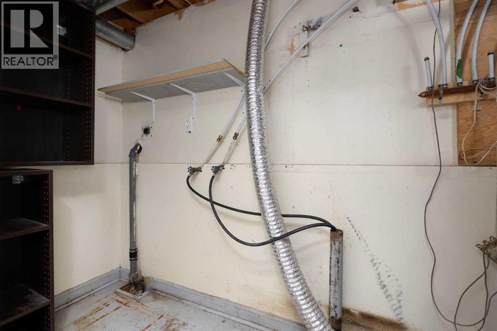 400 Silin Forest Road, Fort McMurray