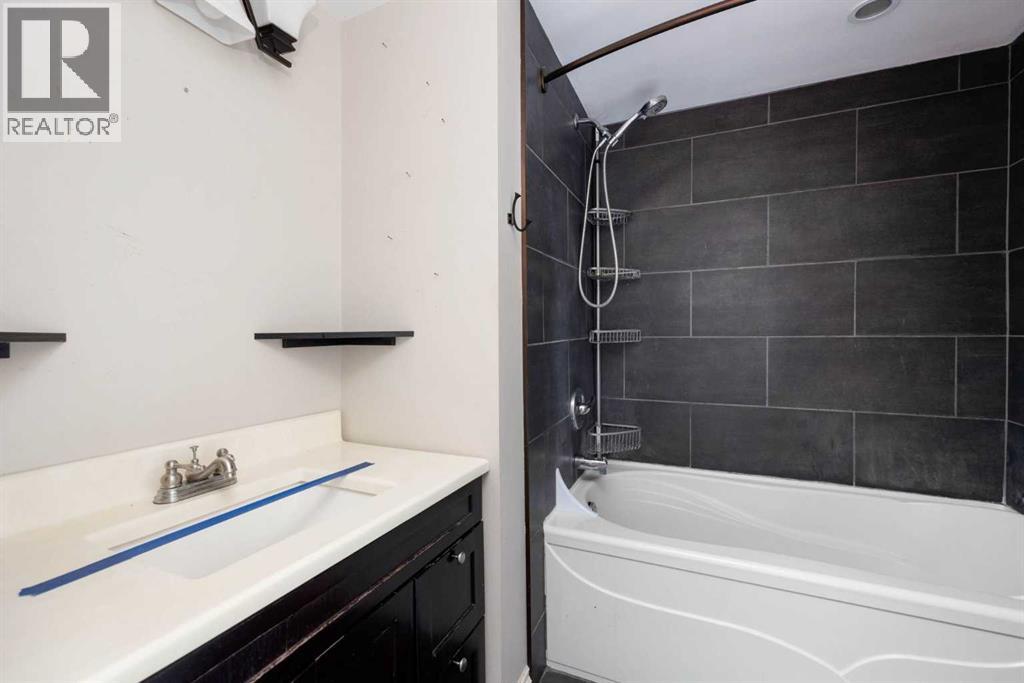 400 Silin Forest Road, Fort McMurray