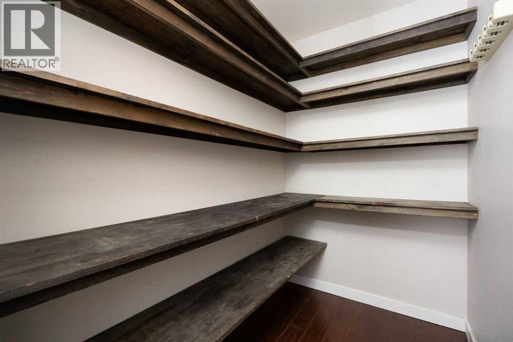 400 Silin Forest Road, Fort McMurray