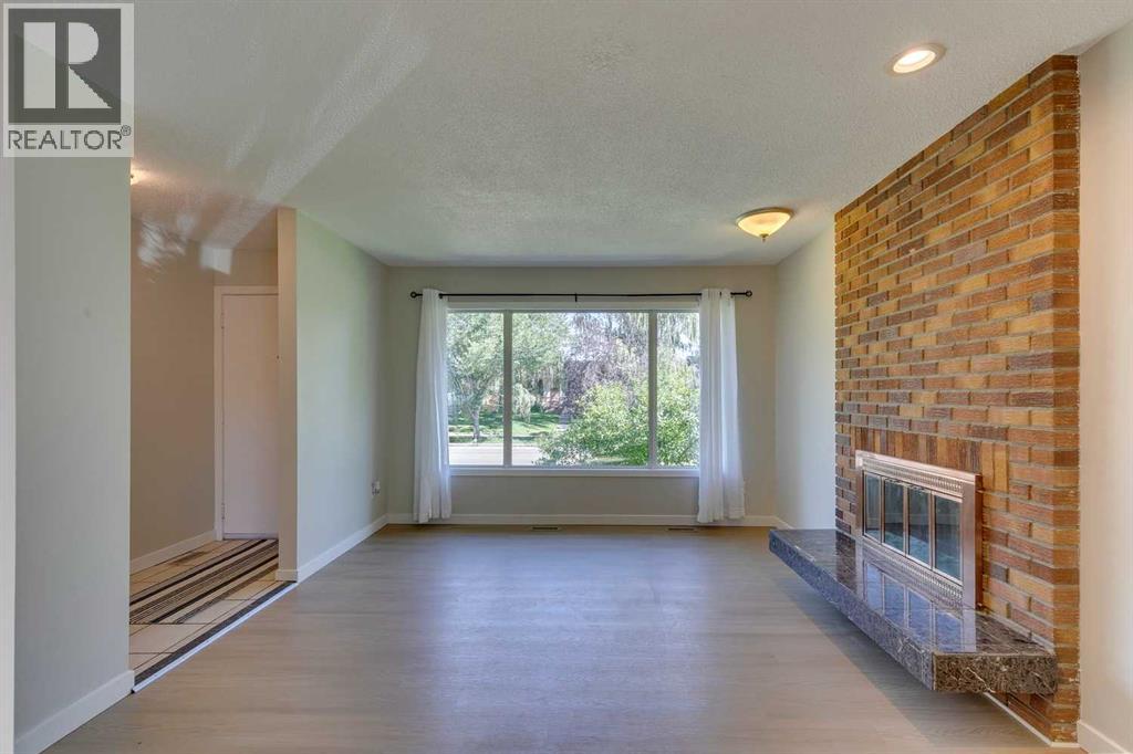 Single Family House Bungalow for Sale in  Dover Ridge Drive SE Dover Calgary 