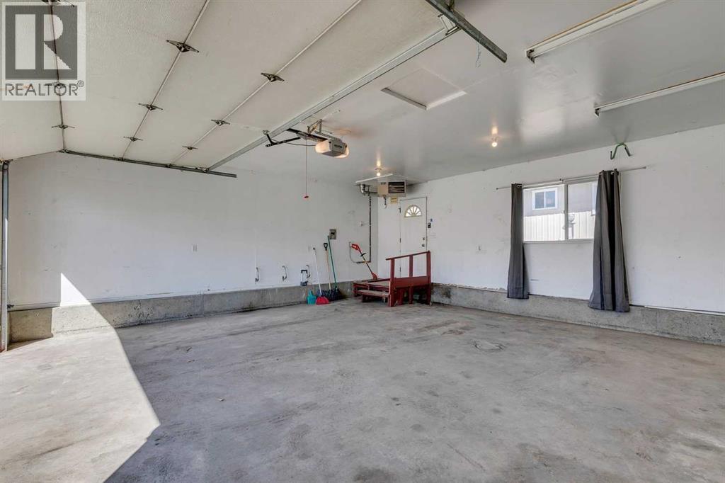 Single Family House Bungalow for Sale in  Dover Ridge Drive SE Dover Calgary 