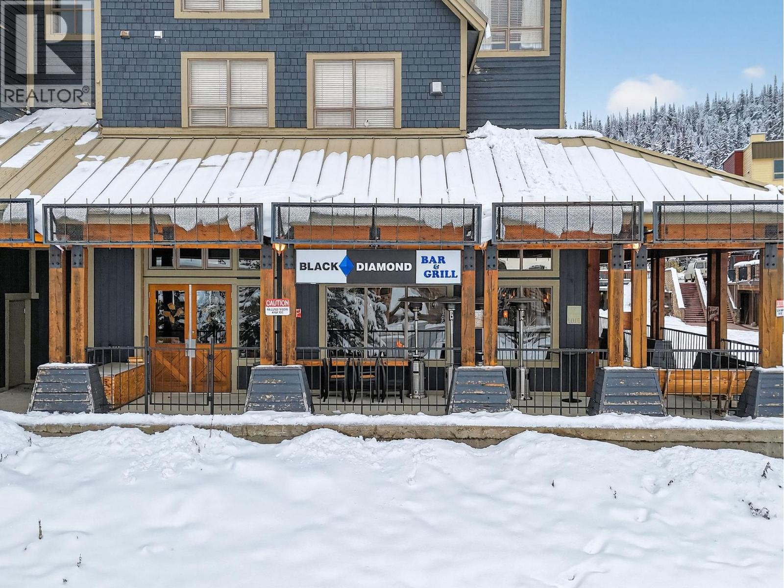 203 315 Whitehorse Lane, Big White