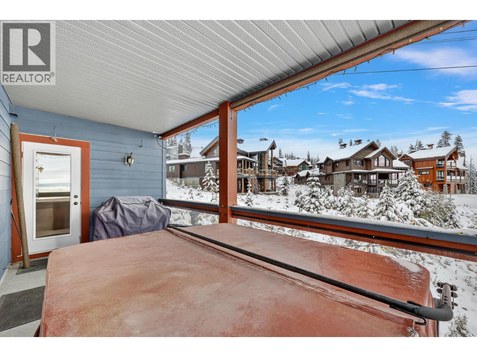 203 315 Whitehorse Lane, Big White