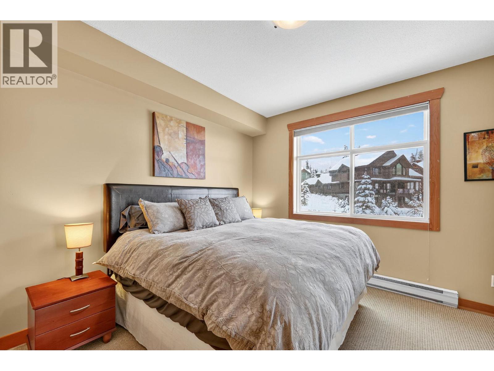 203 315 Whitehorse Lane, Big White