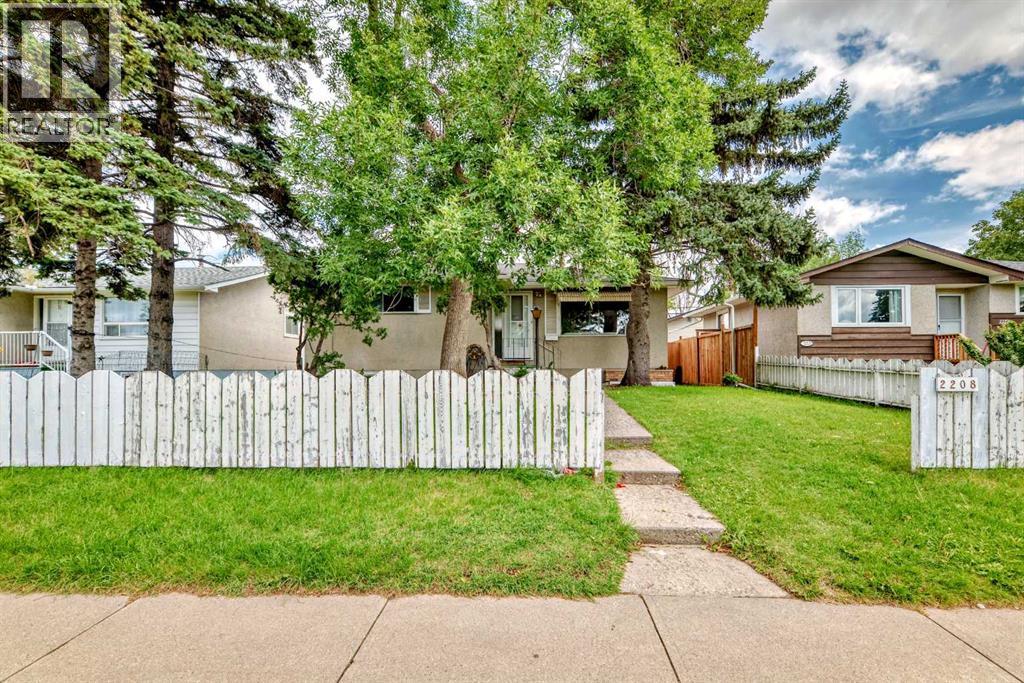 2208 47 Street SE, Calgary, Alberta