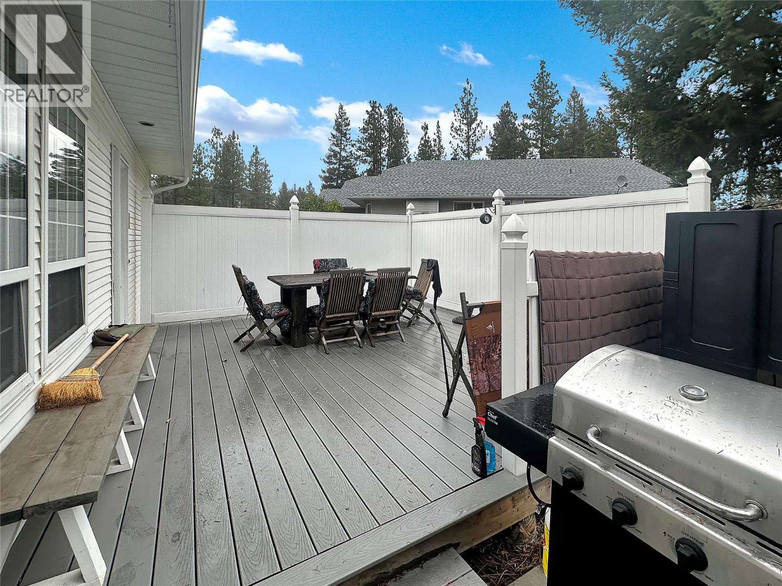 100 DEERVIEW Crescent, Princeton