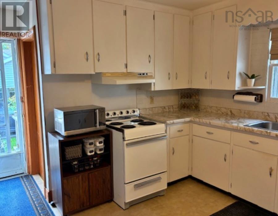 Property 4 of 24 of 169 Crescent Street