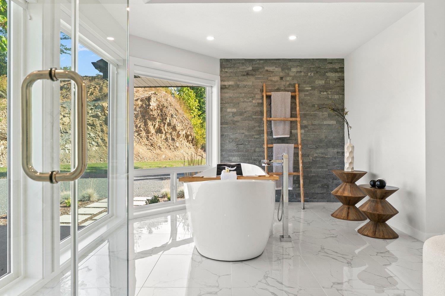 41965 NIKADA DRIVE, Majuba Hill, Yarrow