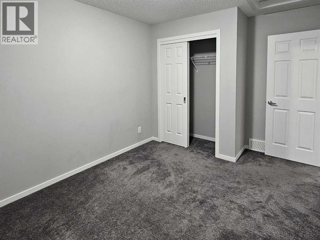 Single Family House for Sale in   Avenue NW Carrington Calgary 