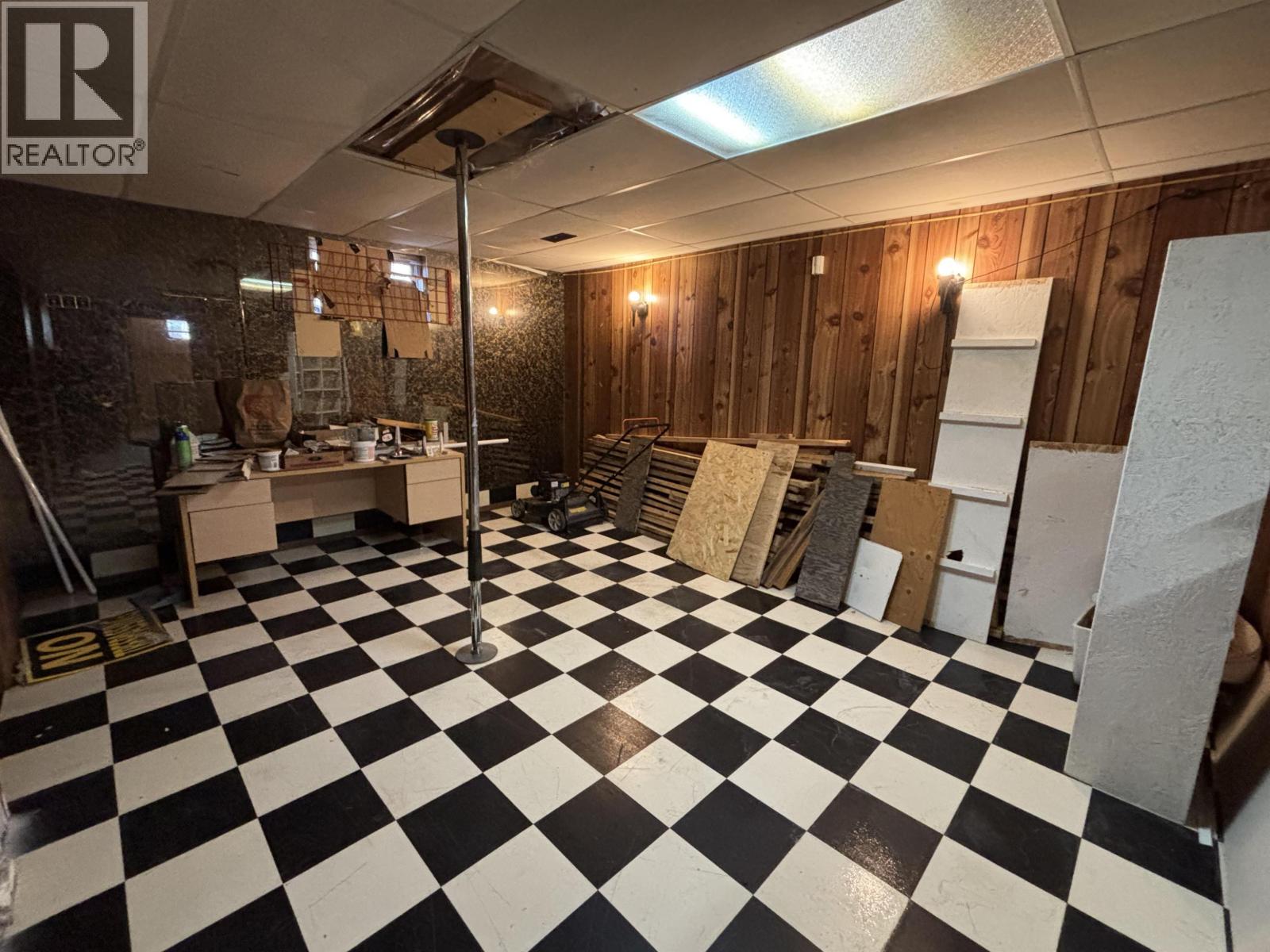 2375 OAK STREET, Prince George