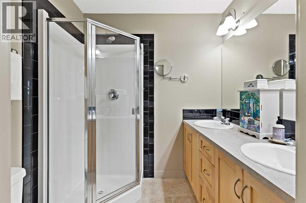 Single Family House for Sale in   Lake Fraser Drive SE Lake Bonavista Calgary 