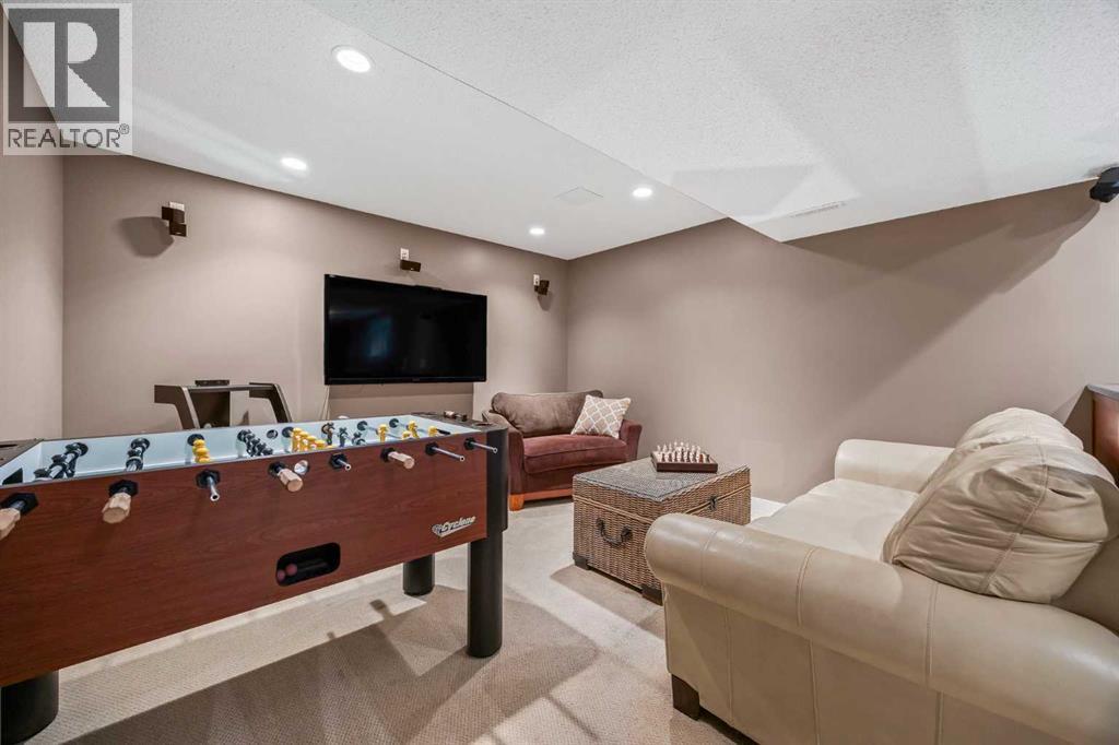 Single Family House for Sale in  Tuscany Drive NW Tuscany Calgary 