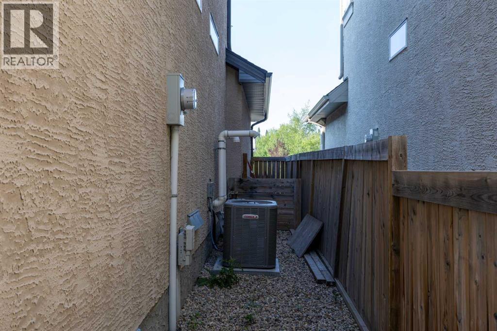 Single Family House for Sale in  Tuscany Drive NW Tuscany Calgary 