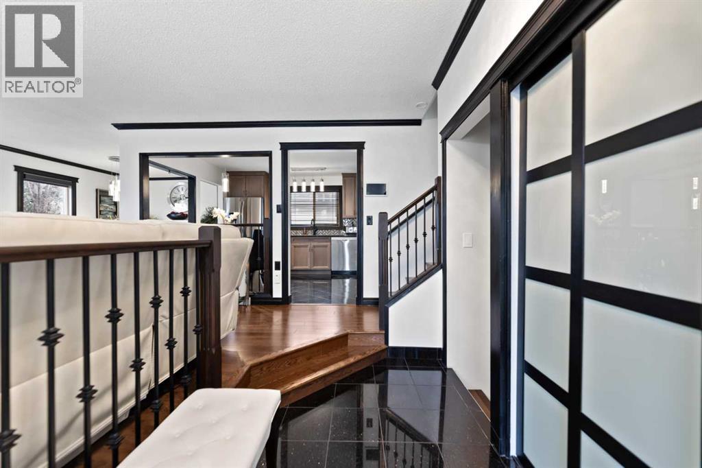 Single Family House 4 Level for Sale in   Avenue NE Pineridge Calgary 