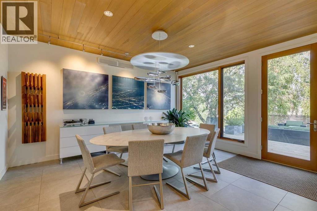 Single Family House for Sale in  Sunderland Avenue SW Scarboro Calgary 