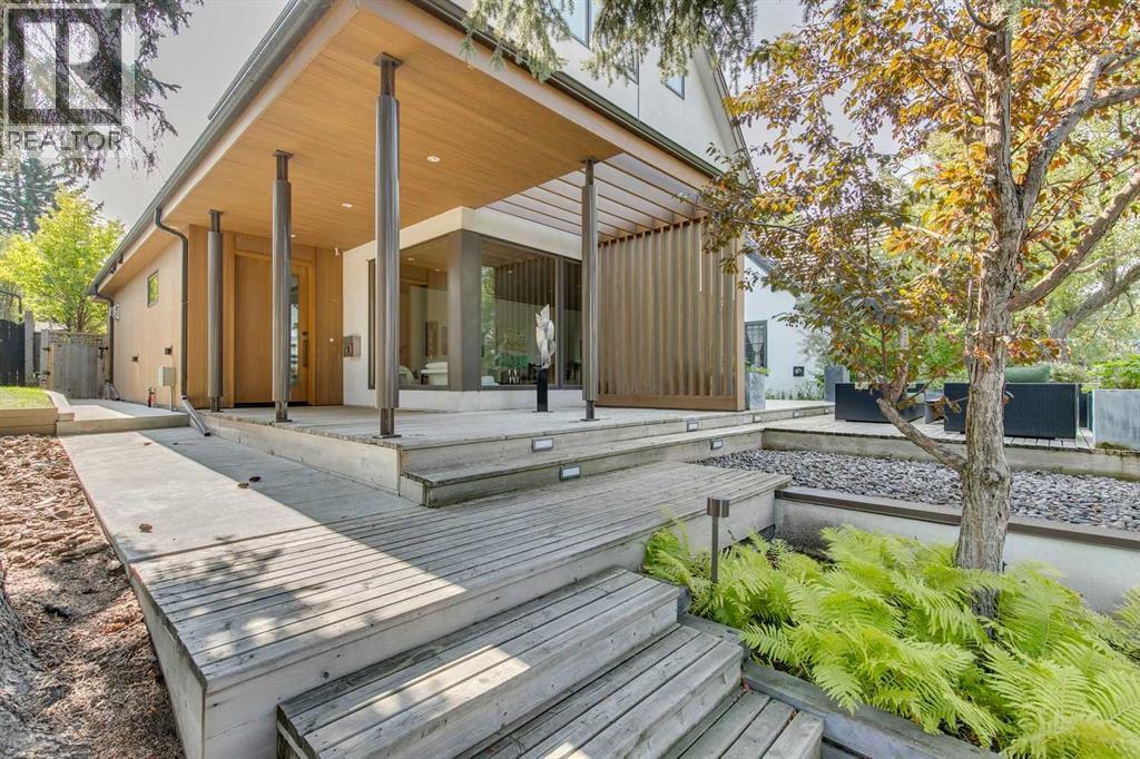 Single Family House for Sale in  Sunderland Avenue SW Scarboro Calgary 