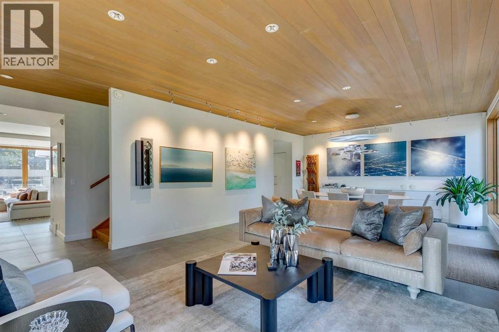 Single Family House for Sale in  Sunderland Avenue SW Scarboro Calgary 