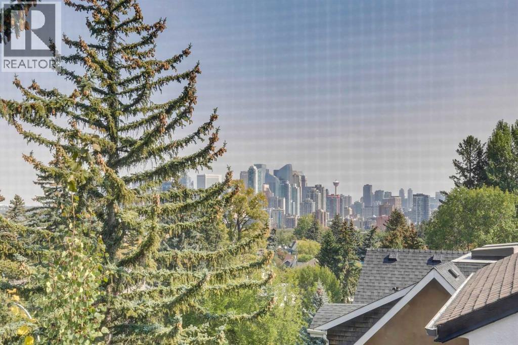 Single Family House for Sale in  Sunderland Avenue SW Scarboro Calgary 