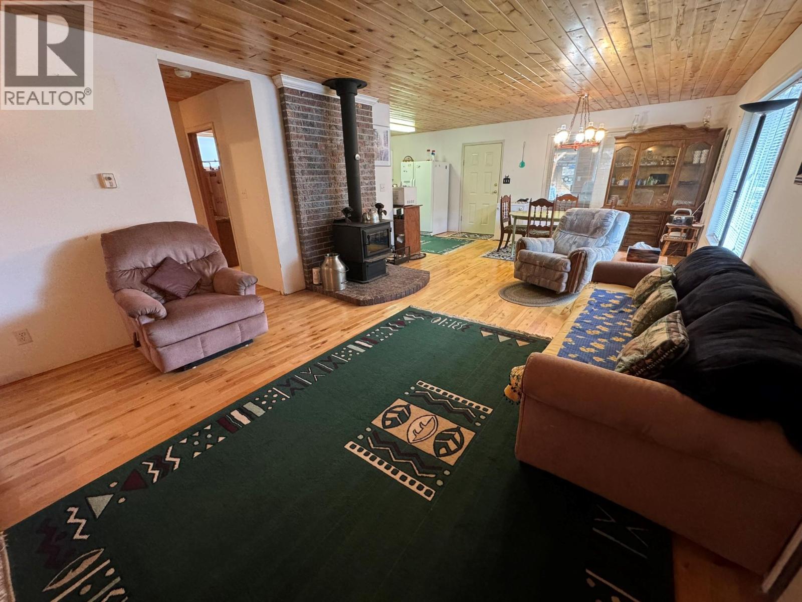 4288 Princeton Summerland Road, Princeton