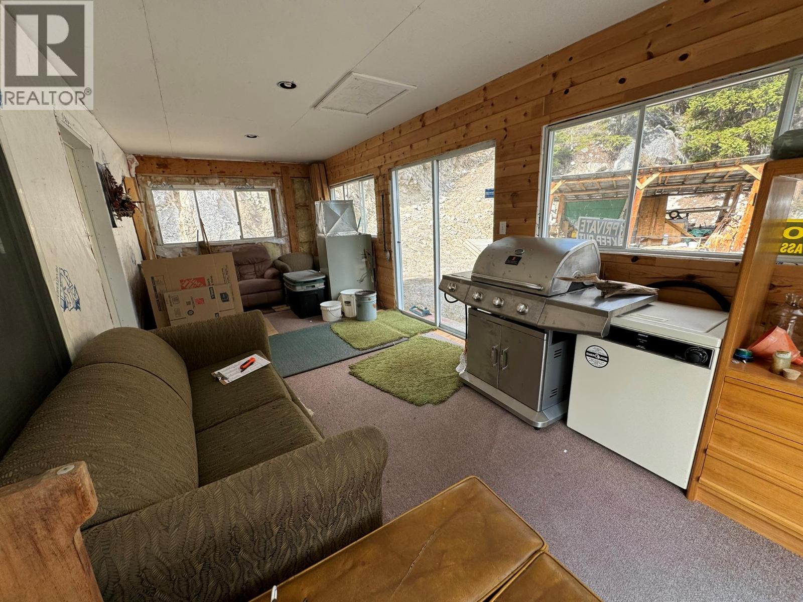 4288 Princeton Summerland Road, Princeton