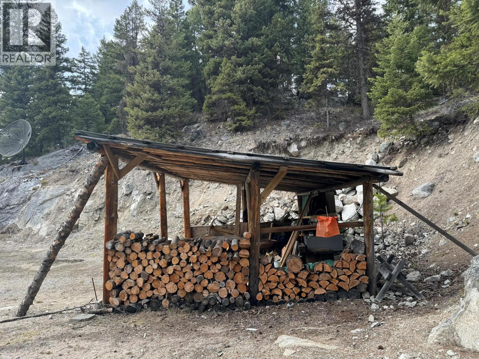 4288 Princeton Summerland Road, Princeton