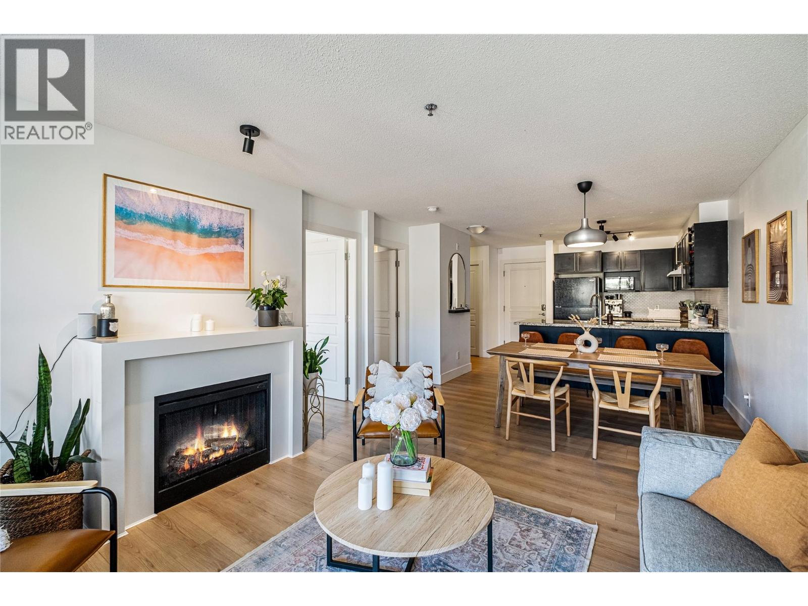 307 1093 Sunset Drive, Kelowna