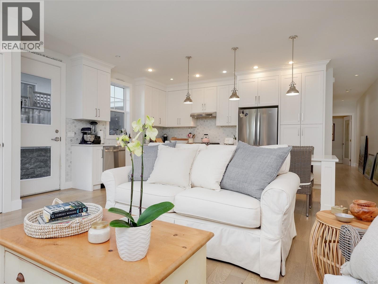 #1 1016 SOUTHGATE ST - 4