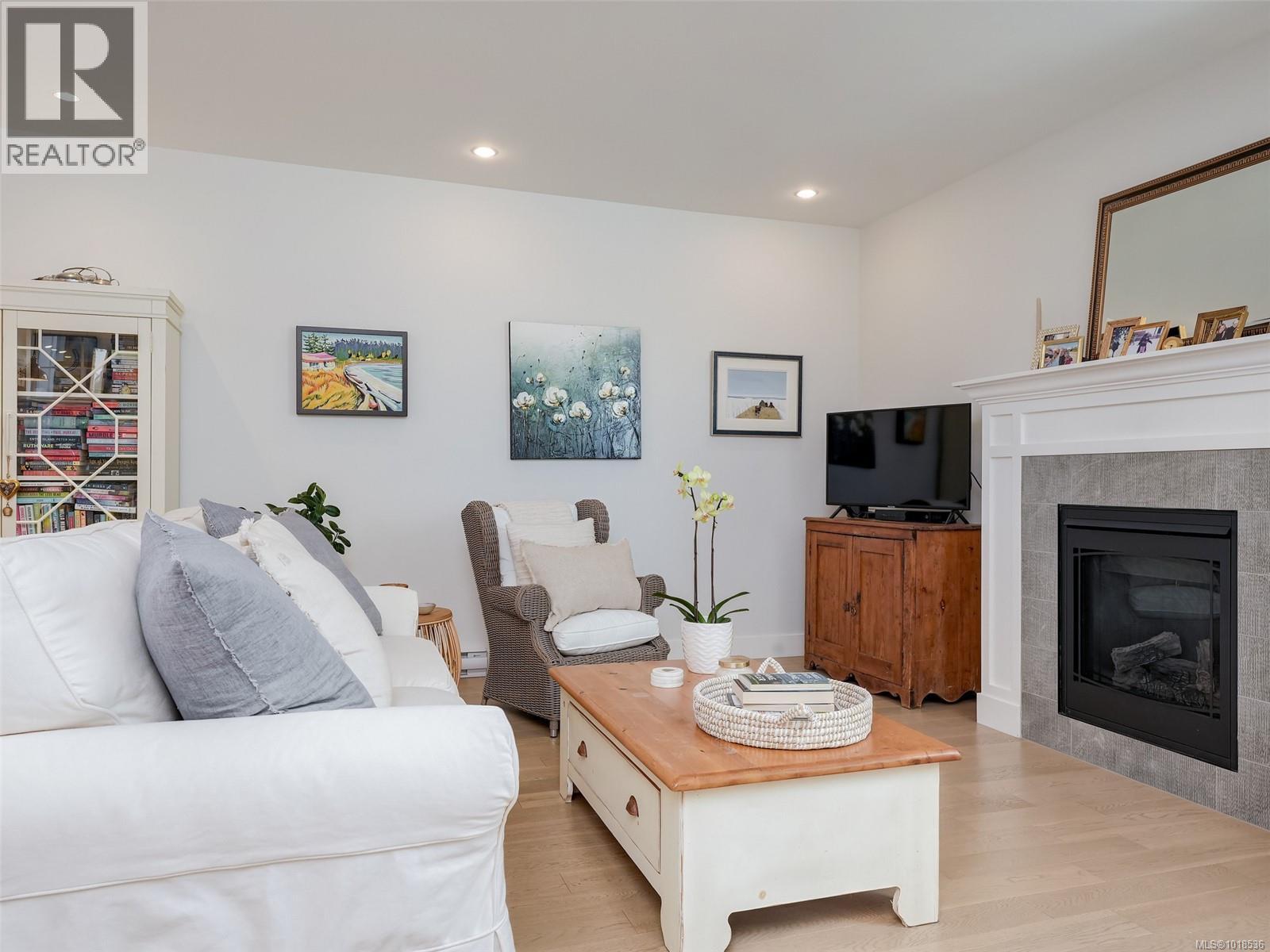 #1 1016 SOUTHGATE ST - 7