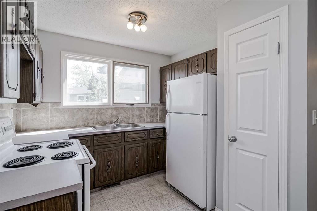 Single Family House Bungalow for Sale in  Rundlelawn Court NE Rundle Calgary 