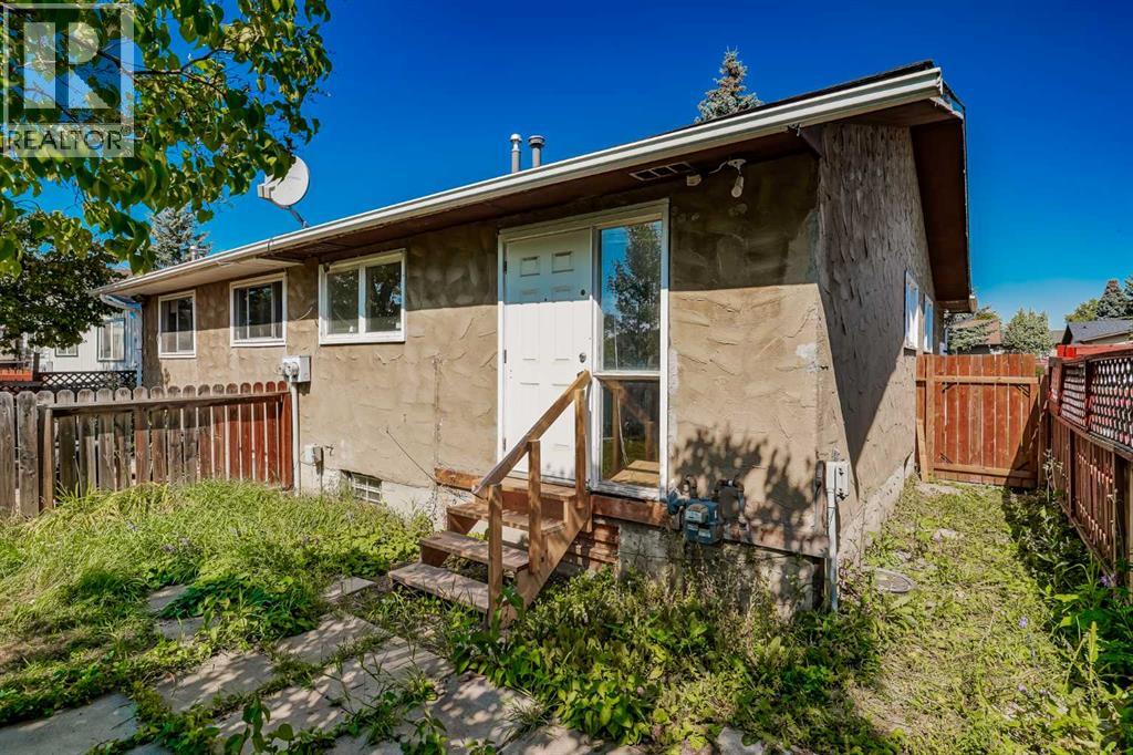 Single Family House Bungalow for Sale in  Rundlelawn Court NE Rundle Calgary 
