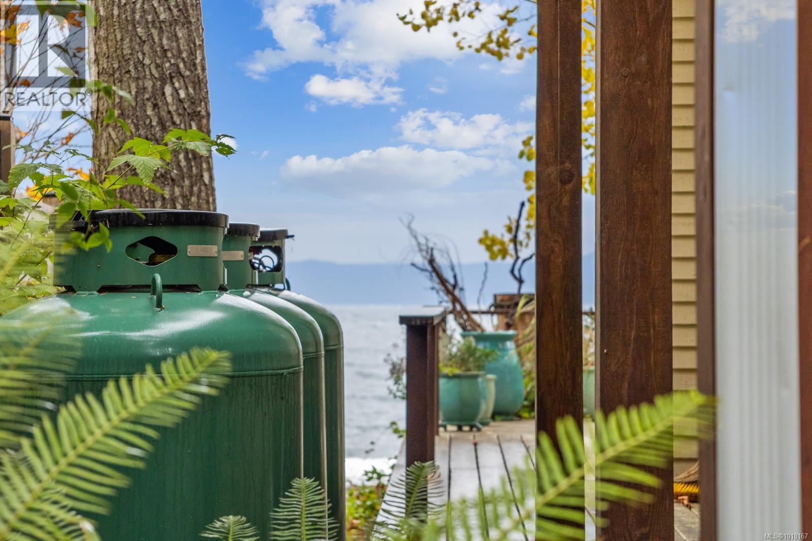 3495 Harwood Rd, Hornby Island