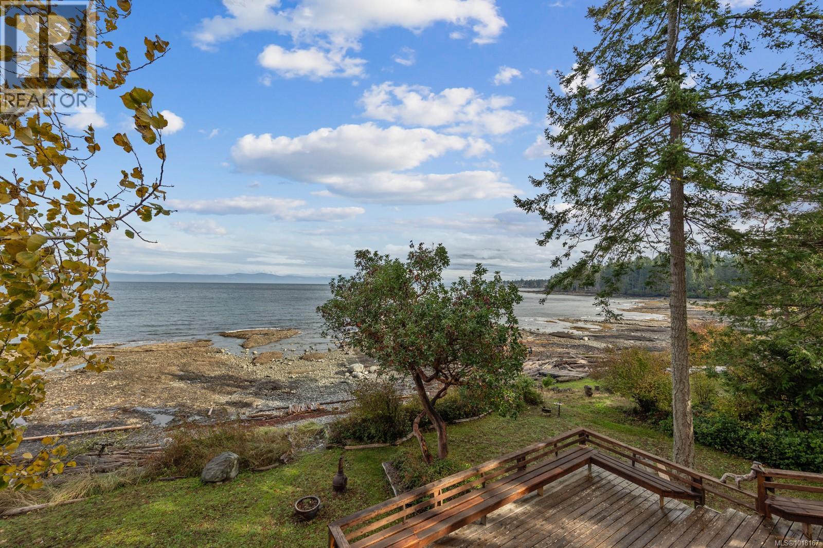 3495 Harwood Rd, Hornby Island