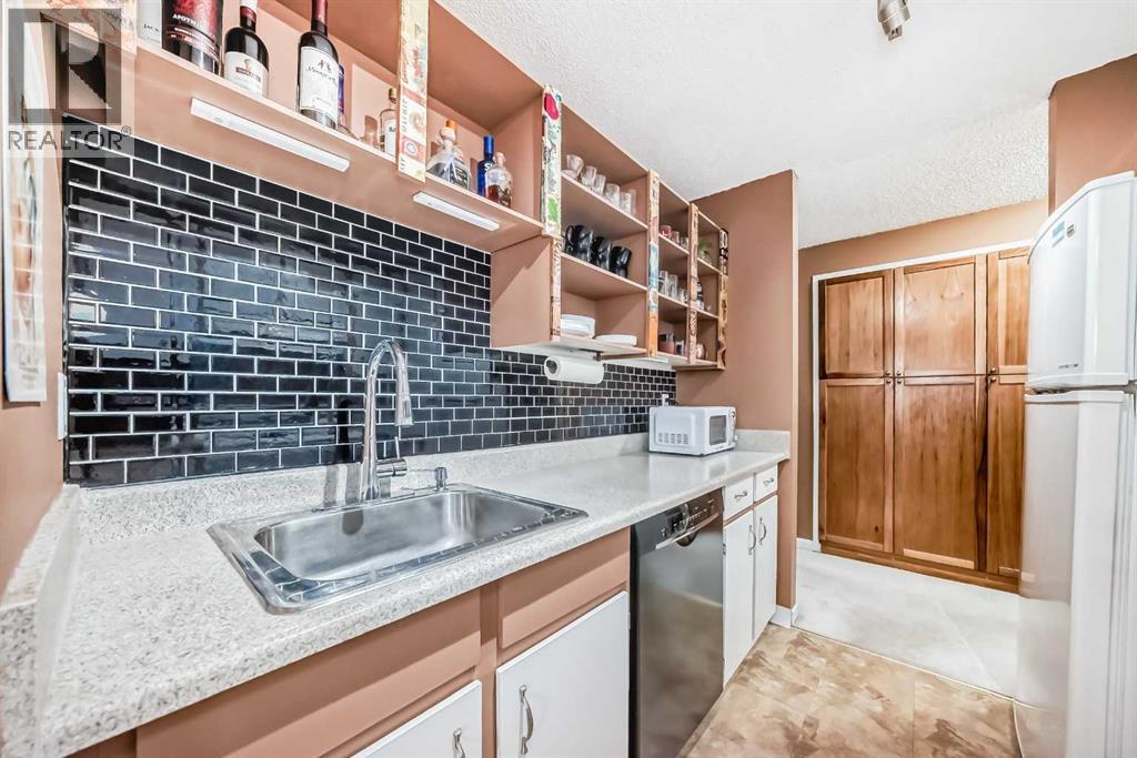 Single Family House for Sale in   Glamis Drive SW Glamorgan Calgary 