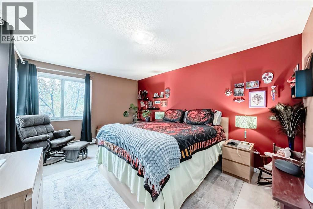 Single Family House for Sale in   Glamis Drive SW Glamorgan Calgary 